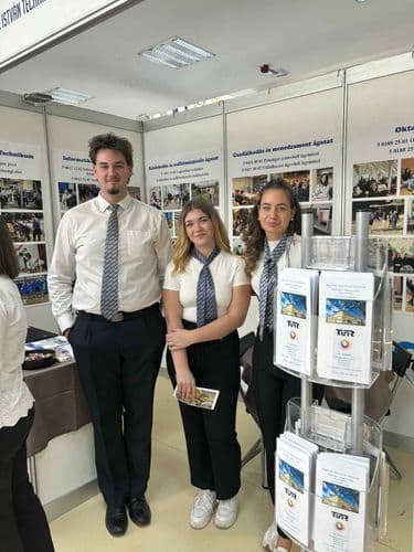 "Jövőd a tét!" pályaválasztási kiállítás