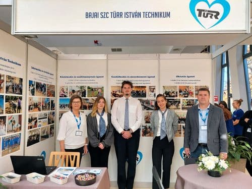 "Jövőd a tét!" pályaválasztási kiállítás