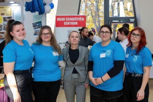 "Jövőd a tét!" pályaválasztási kiállítás